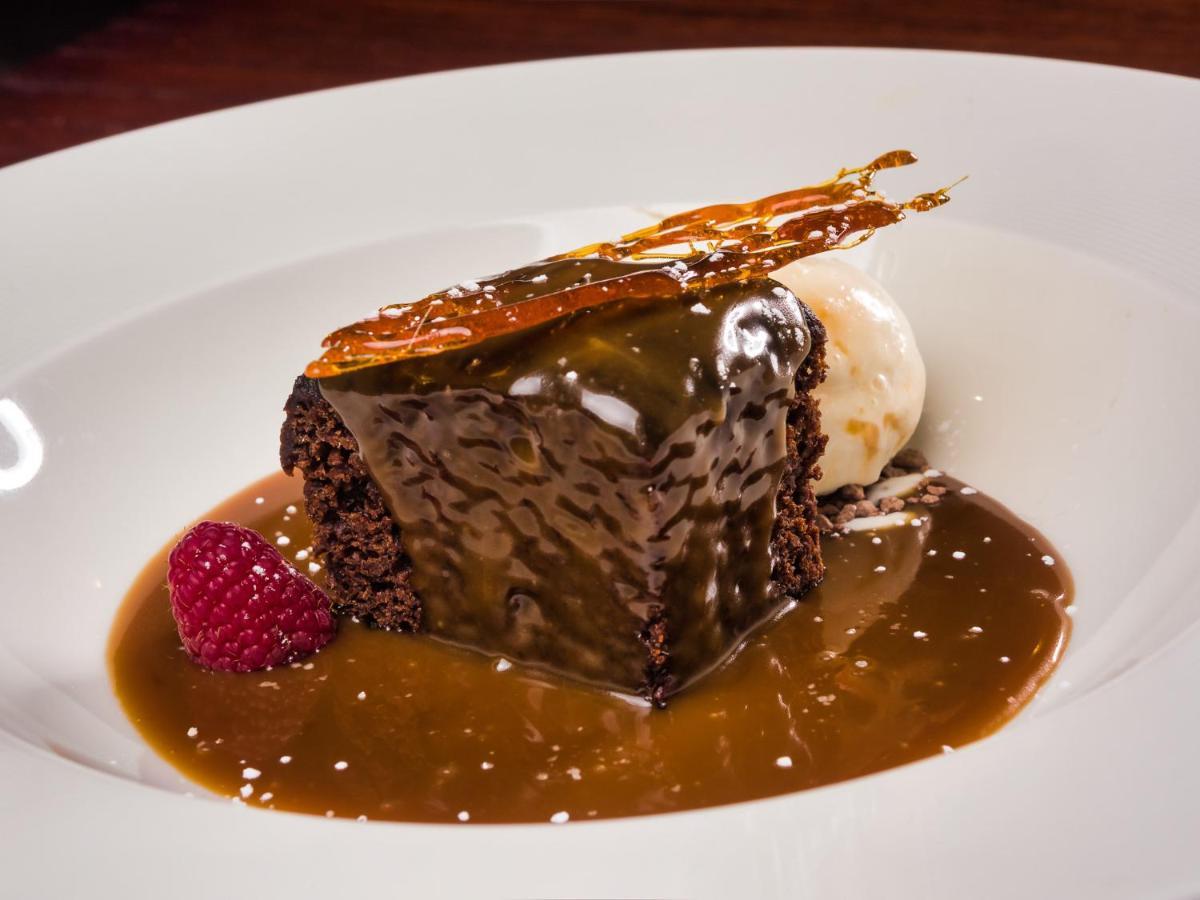 Bury Ramsbottom Old Mill Hotel And Leisure Club ภายนอก รูปภาพ